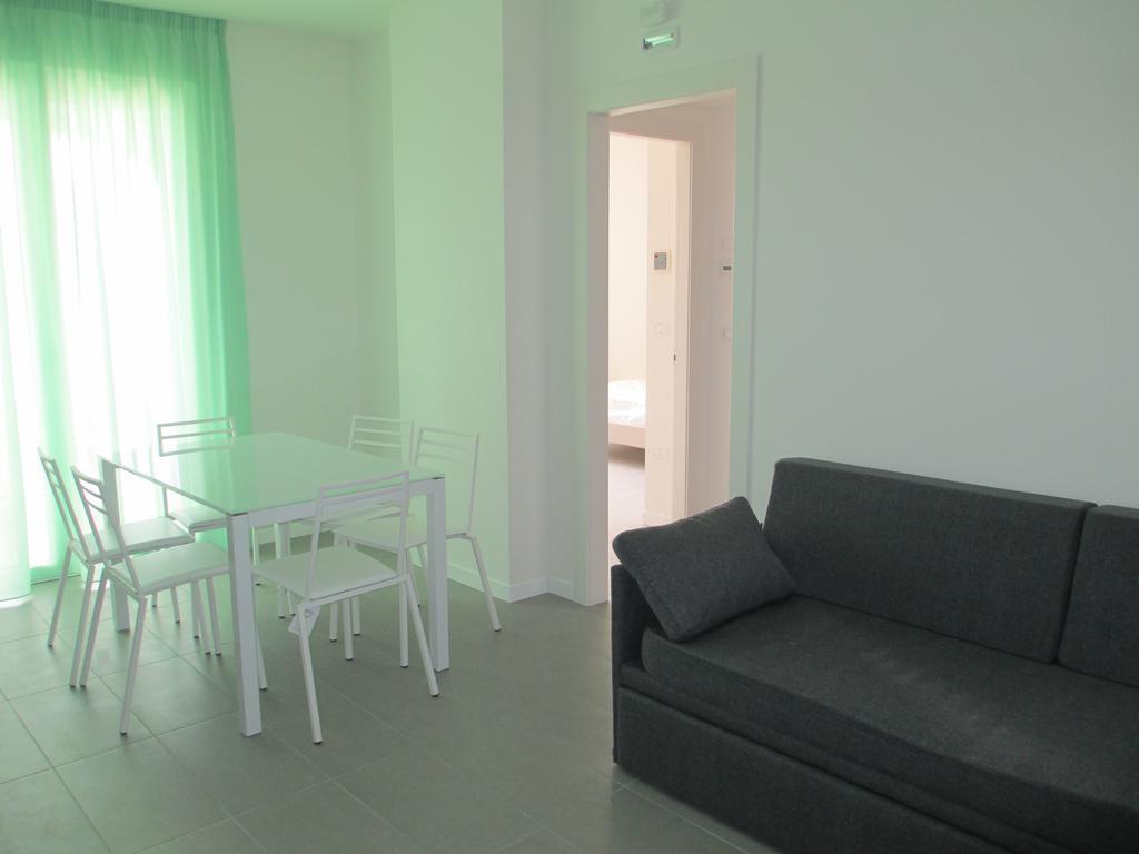 Residence Blumare Martinsicuro Luaran gambar